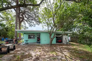 3467 NE 13th Ave, Oakland Park, FL 33334 - Photo 3