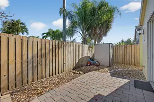 3125 Shelby Way, Palm Springs, FL 33461 - Photo 21