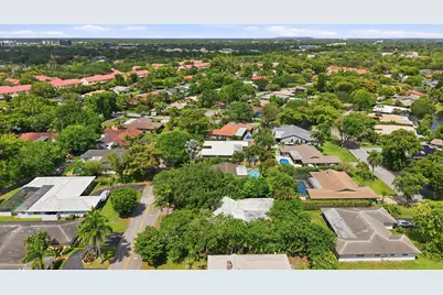 9922 NW 19th Street, Coral Springs, FL 33071 - Photo 49