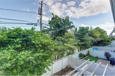 425 NE 1st Street, Pompano Beach, FL 33060 - Photo 17