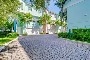 425 NE 1st St, Pompano Beach, FL 33060 - Photo 19