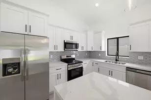 4530 NW 36th Ct, Fort Lauderdale, FL 33319 - Photo 15