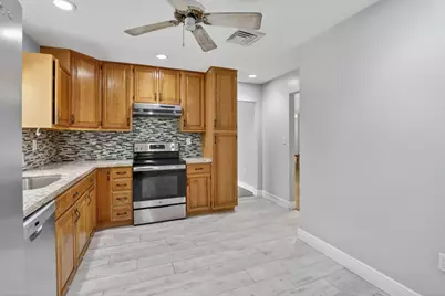 1761 NW 107th Avenue, Pembroke Pines, FL 33026 - Photo 7