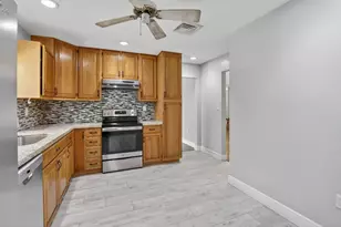 1761 NW 107th Ave, Pembroke Pines, FL 33026 - Photo 7