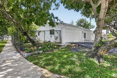 1761 NW 107th Avenue, Pembroke Pines, FL 33026 - Photo 45