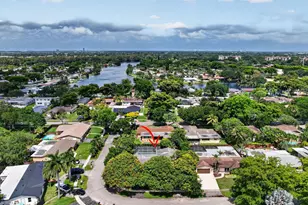 1761 NW 107th Ave, Pembroke Pines, FL 33026 - Photo 47