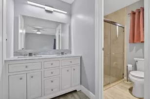 1761 NW 107th Ave, Pembroke Pines, FL 33026 - Photo 23