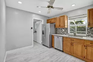 1761 NW 107th Ave, Pembroke Pines, FL 33026 - Photo 5