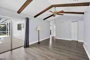 1761 NW 107th Ave, Pembroke Pines, FL 33026 - Photo 11