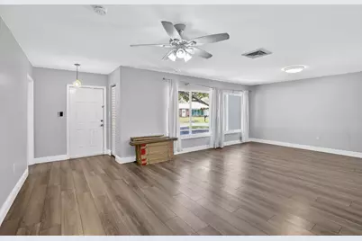 1761 NW 107th Avenue, Pembroke Pines, FL 33026 - Photo 15