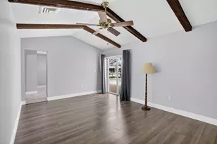 1761 NW 107th Ave, Pembroke Pines, FL 33026 - Photo 9