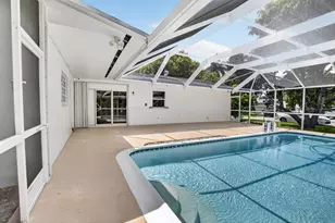 1761 NW 107th Ave, Pembroke Pines, FL 33026 - Photo 39