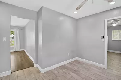 1761 NW 107th Avenue, Pembroke Pines, FL 33026 - Photo 17