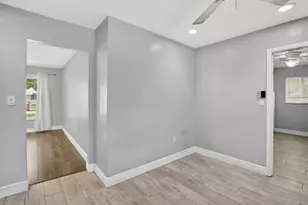1761 NW 107th Ave, Pembroke Pines, FL 33026 - Photo 17