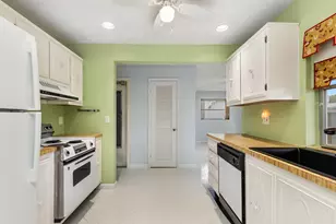 1261 NW 90th Dr, Plantation, FL 33322 - Photo 17