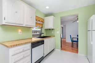 1261 NW 90th Dr, Plantation, FL 33322 - Photo 13
