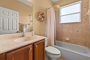 458 Cresta Cir, West Palm Beach, FL 33413 - Photo 25