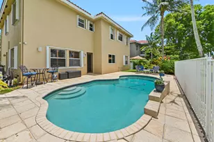 458 Cresta Cir, West Palm Beach, FL 33413 - Photo 37