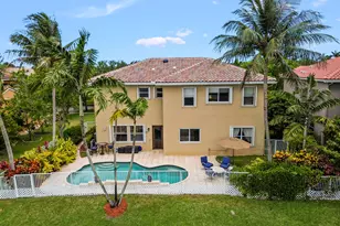 458 Cresta Cir, West Palm Beach, FL 33413 - Photo 5