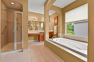 458 Cresta Cir, West Palm Beach, FL 33413 - Photo 29