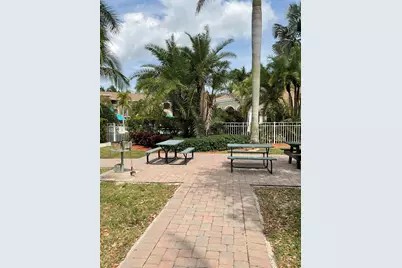 6410 Emerald Dunes 202 Drive #202, West Palm Beach, FL 33411 - Photo 11