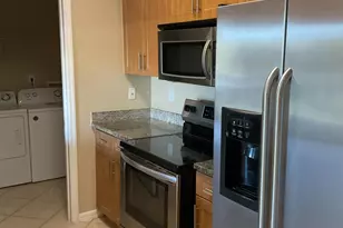 6410 Emerald Dunes 202 Dr, West Palm Beach, FL 33411 - Photo 3