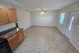 1749 NE 2nd St, Okeechobee, FL 34972 - Photo 9