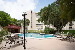 6911 Environ Blvd, Lauderhill, FL 33319 - Photo 23