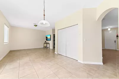 6819 Osage Circle, West Palm Beach, FL 33413 - Photo 13