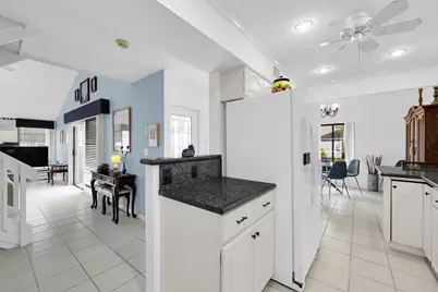 802 Summerwinds Lane, Jupiter, FL 33458 - Photo 11