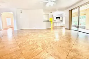 332 SW Glenwood Dr, Port Saint Lucie, FL 34984 - Photo 9