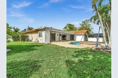 9125 Old Pine Road, Boca Raton, FL 33428 - Photo 15
