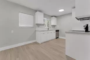1131 NW 18th Ave, Fort Lauderdale, FL 33311 - Photo 5