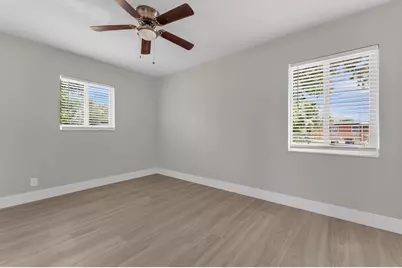 1131 NW 18th Avenue, Fort Lauderdale, FL 33311 - Photo 13