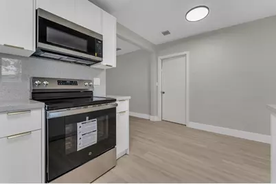 1131 NW 18th Avenue, Fort Lauderdale, FL 33311 - Photo 9
