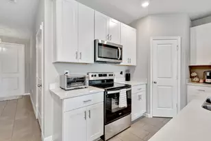 345 SE Angler Dr, Stuart, FL 34994 - Photo 11
