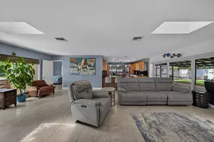 1571 SE 24th Ave, Pompano Beach, FL 33062 - Photo 11