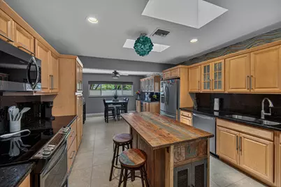 1571 SE 24th Avenue, Pompano Beach, FL 33062 - Photo 17