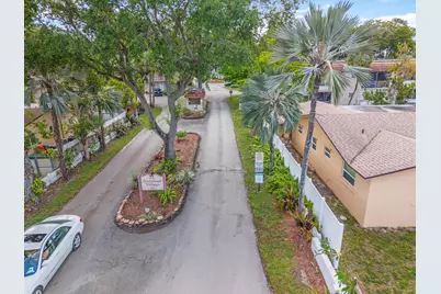 3777 NW 78th Avenue #1b, Davie, FL 33024 - Photo 23