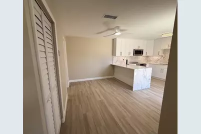 79 Lake Arbor Drive #79, Palm Springs, FL 33461 - Photo 3