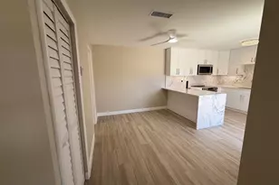 79 Lake Arbor Dr, Palm Springs, FL 33461 - Photo 3