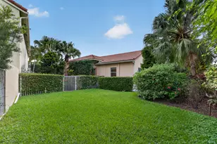 4889 N Classical Blvd, Delray Beach, FL 33445 - Photo 17