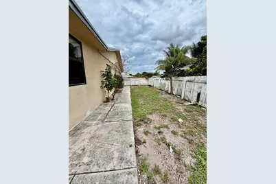 3243 Grove Road, Boynton Beach, FL 33435 - Photo 31