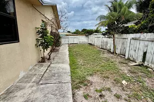 3243 Grove Rd, Boynton Beach, FL 33435 - Photo 31