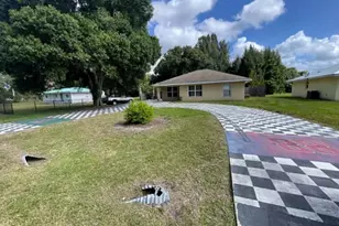 1106 NW 7th Ct, Okeechobee, FL 34972 - Photo 1