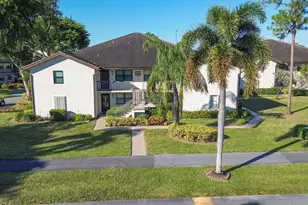 7665 Tahiti Ln, Lake Worth, FL 33467 - Photo 3