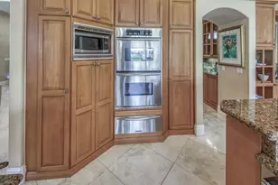 945 Cypress Dr, Delray Beach, FL 33483 - Photo 35