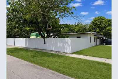 1100 NW 141st Street, Miami, FL 33168 - Photo 3