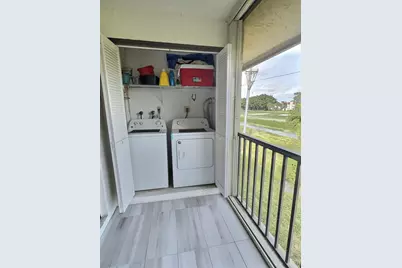 4682 E Lucerne Lakes Blvd Boulevard E #202, Lake Worth, FL 33467 - Photo 11
