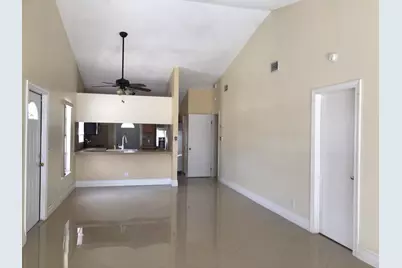 1534 Royal Forest Court, West Palm Beach, FL 33406 - Photo 5